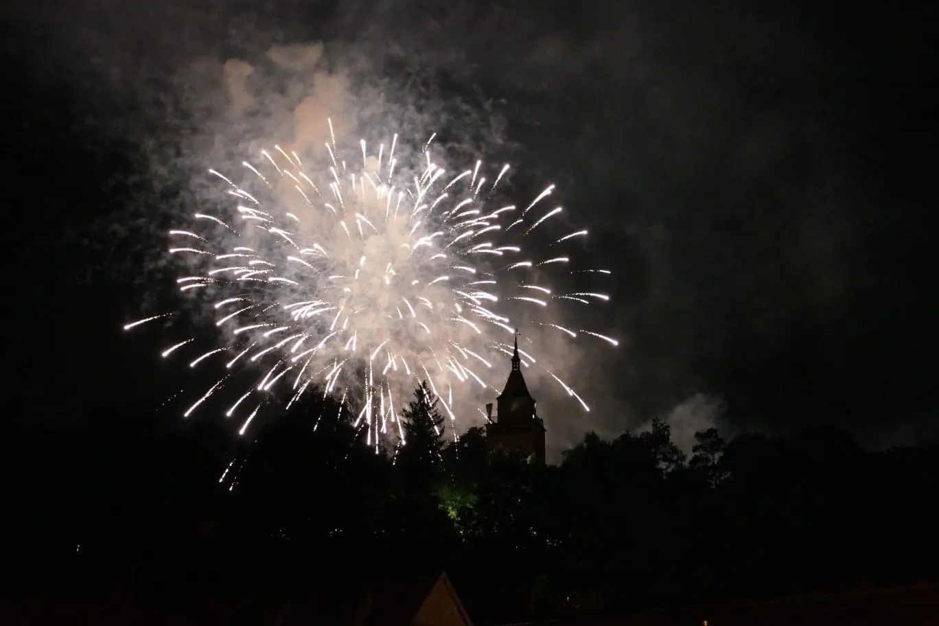 Spüren + Fühlen – Gesundheitskonzepte – Feuerwerk